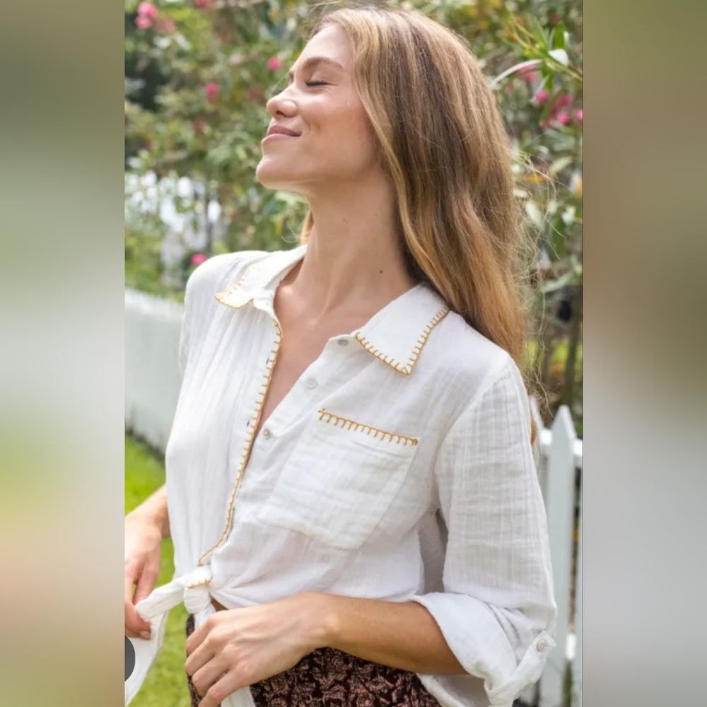 NATURAL LIFE White Button Down Shirt (One Button Missing)